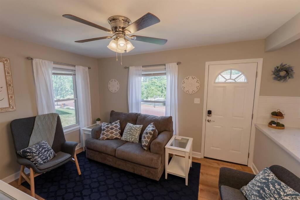 The Cardinal Nest A Cozy Cottage On Main St Saint Charles Luaran gambar