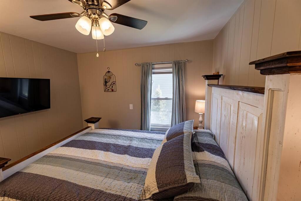 The Cardinal Nest A Cozy Cottage On Main St Saint Charles Luaran gambar