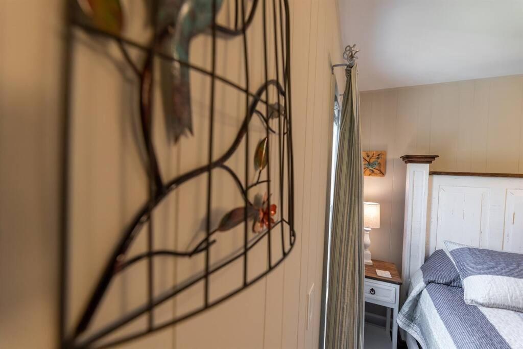 The Cardinal Nest A Cozy Cottage On Main St Saint Charles Luaran gambar