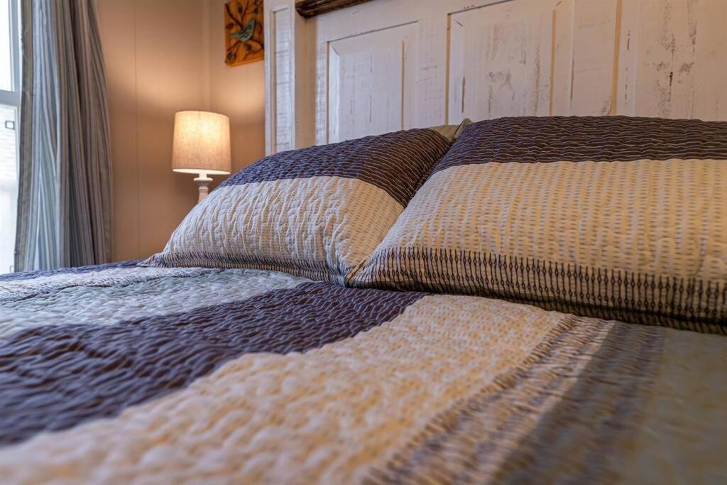 The Cardinal Nest A Cozy Cottage On Main St Saint Charles Luaran gambar